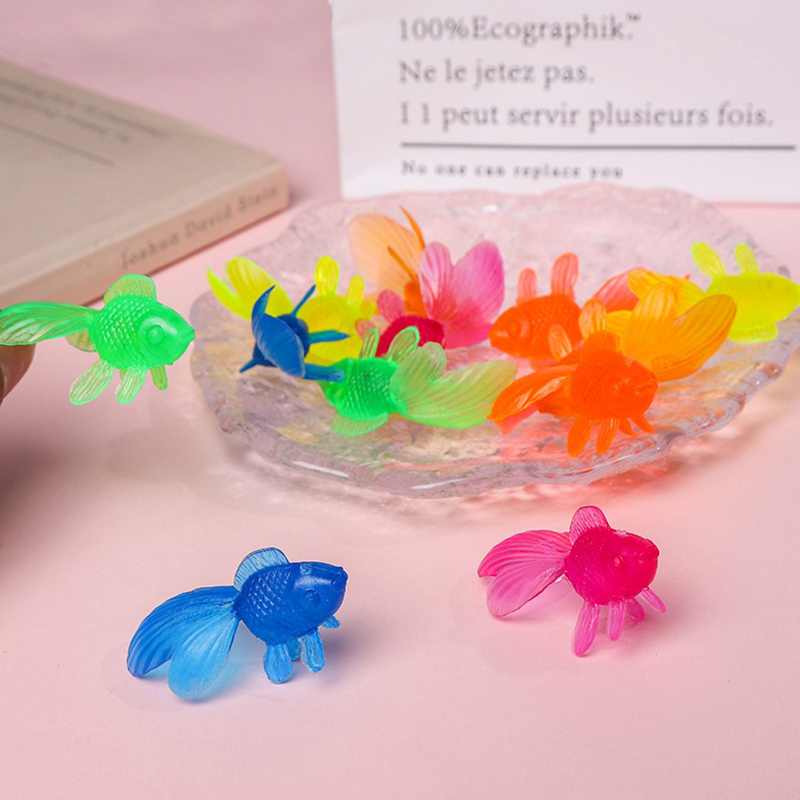 10/20 Pezzi Pesciolini in Plas - Aquarium Fish Goldfish recensione e prezzo