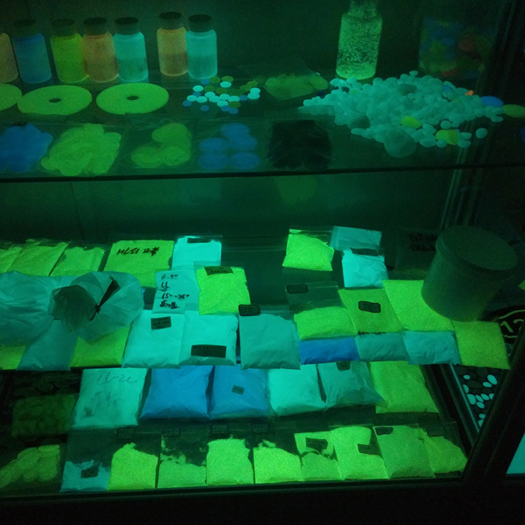 Sabbia luminosa ad alta lumino - Aquarium Fish Glow In The Dark recensione e prezzo